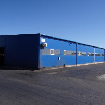MFT Metall-Form-Technik Kft. 1500 m2 üzemcsarnok és 800 m2 bővítés